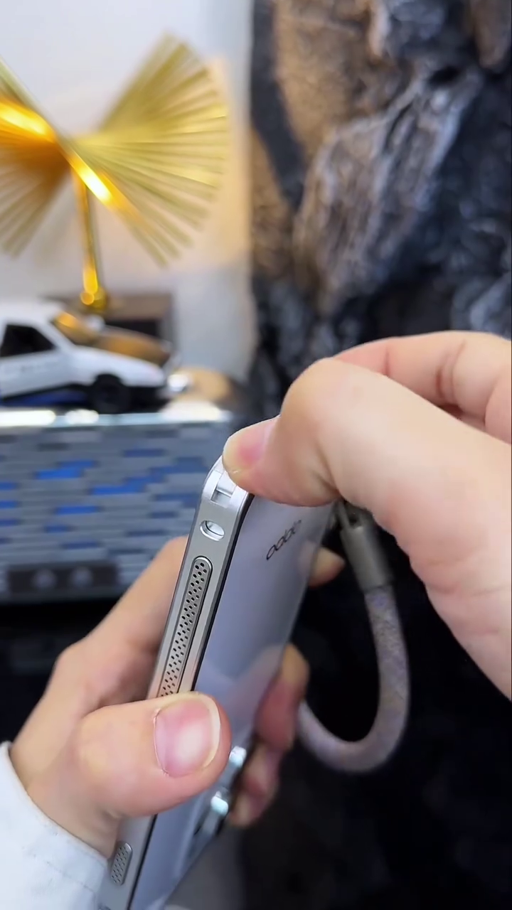 Sleek Design Meets Practical Protection: A Closer Look at the OPPO Smartphone Case