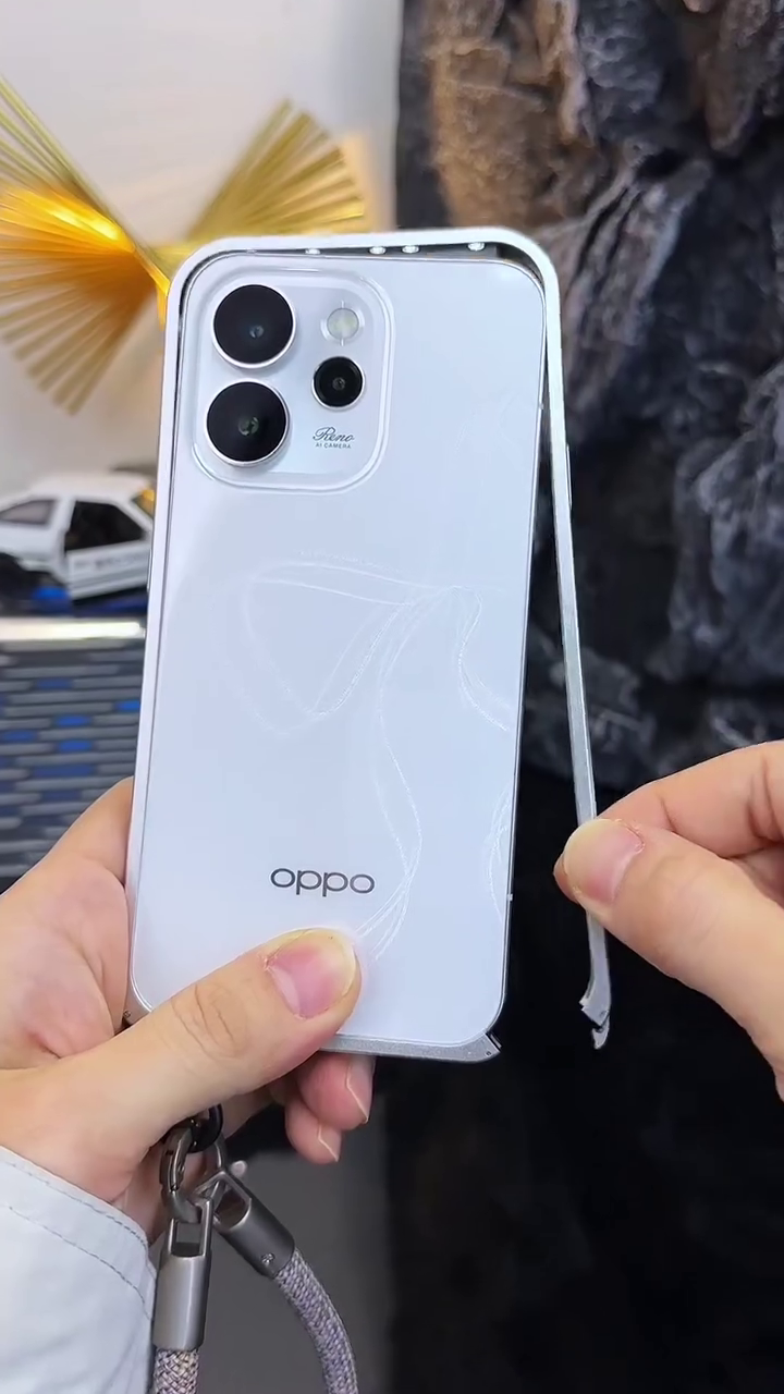 Sleek Design Meets Practical Protection: A Closer Look at the OPPO Smartphone Case