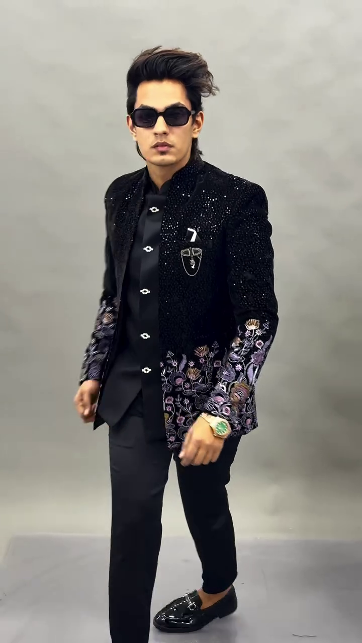 Bold Elegance: A Statement Look in Embroidered Black Couture