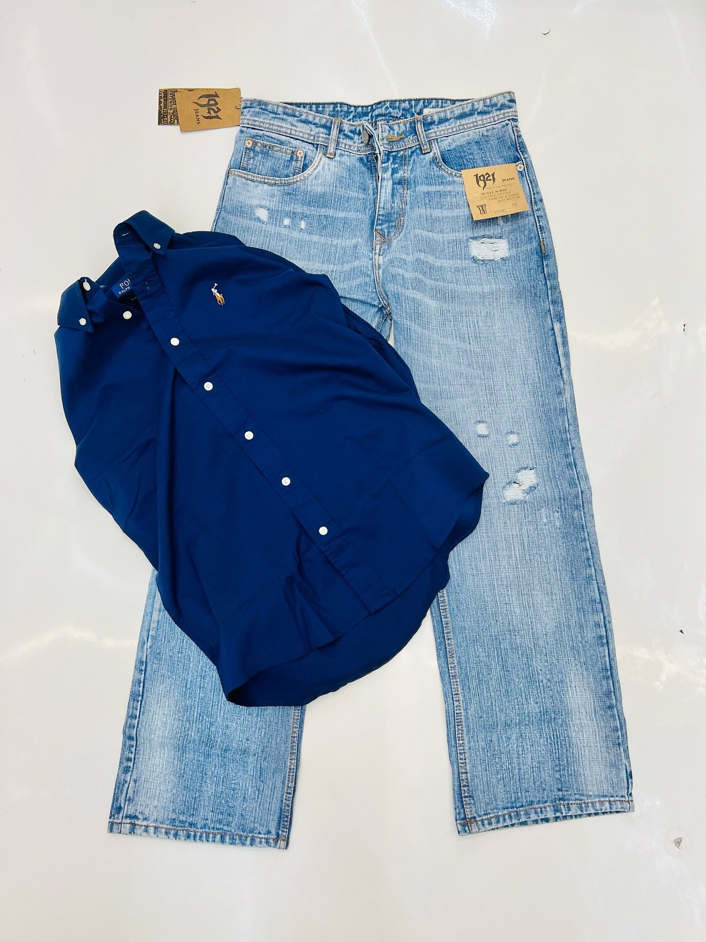 Smart Casual Perfection: Classic Shirt & Dark Denim Combo