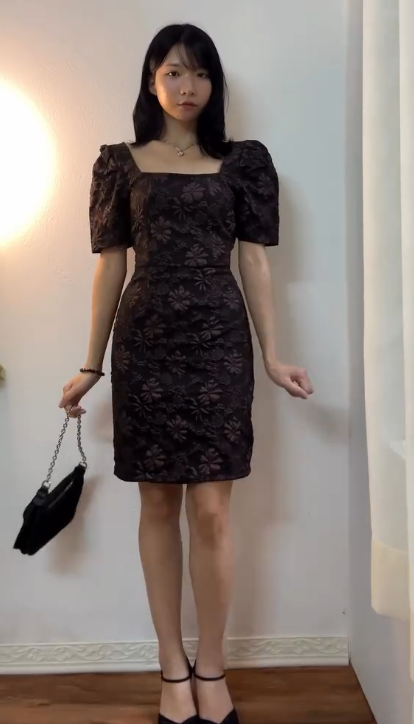 Own the Night in Style with Our Elegant Floral Party Dress Collection