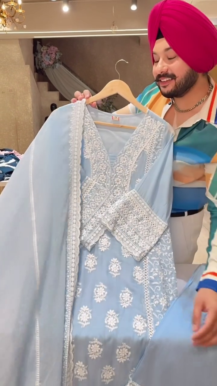 Elegant  Embroidered Suit Set – Graceful Festive Ethnic Wear