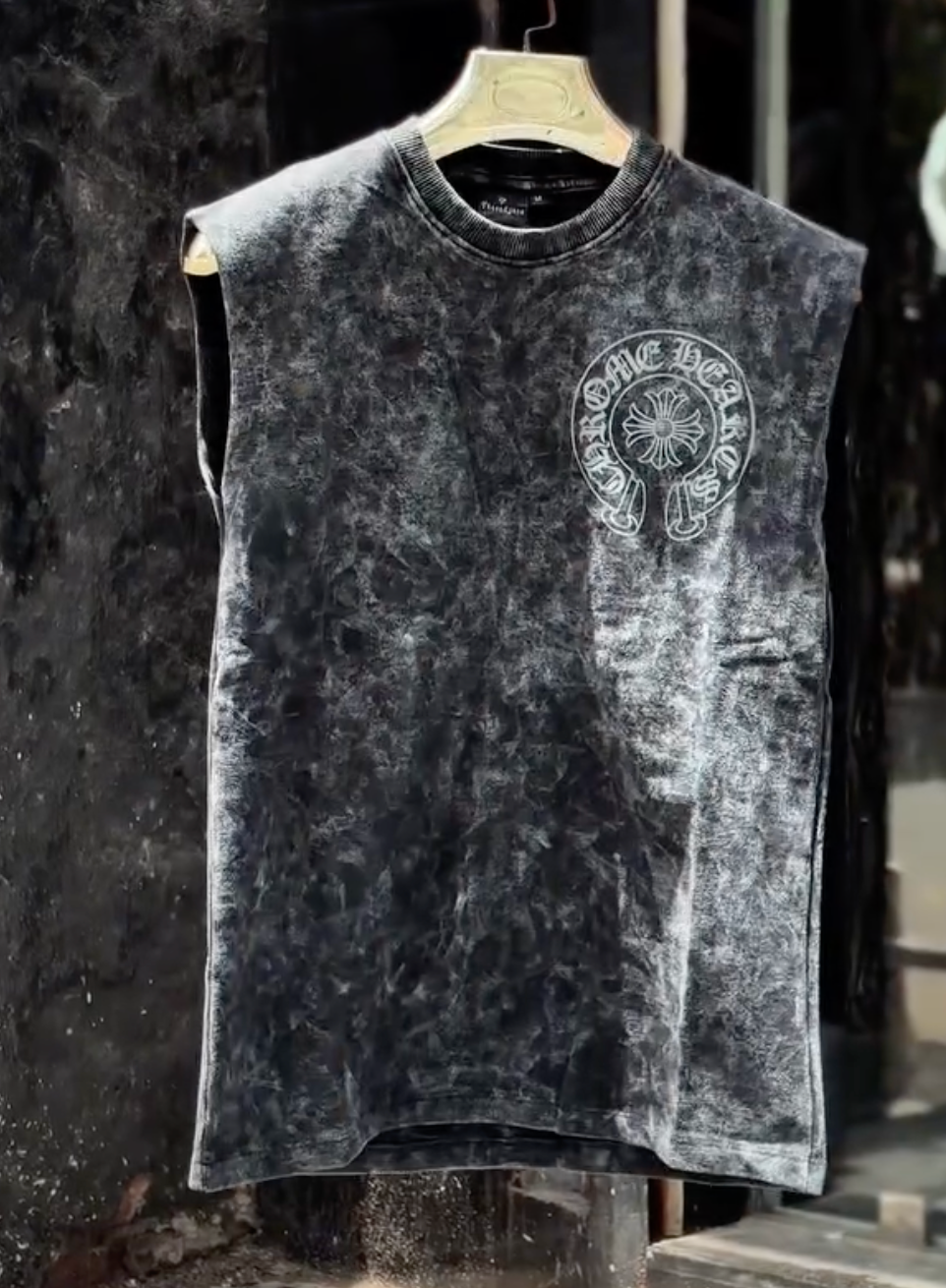 Men's Acid Wash Sleeveless Muscle Fit T-Shirt – Trendy Graphic Printed Casual Gym Wear