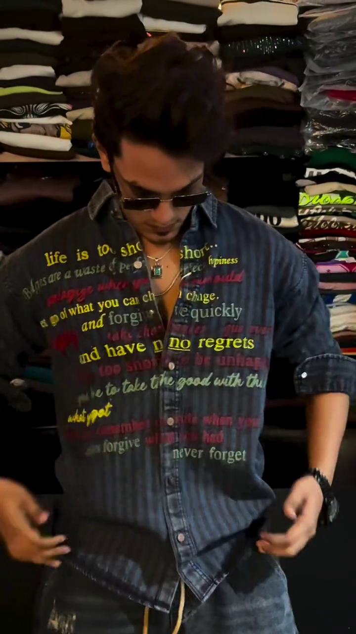 Trendy Olive Green Graphic Shirt for Modern Streetwear Style
