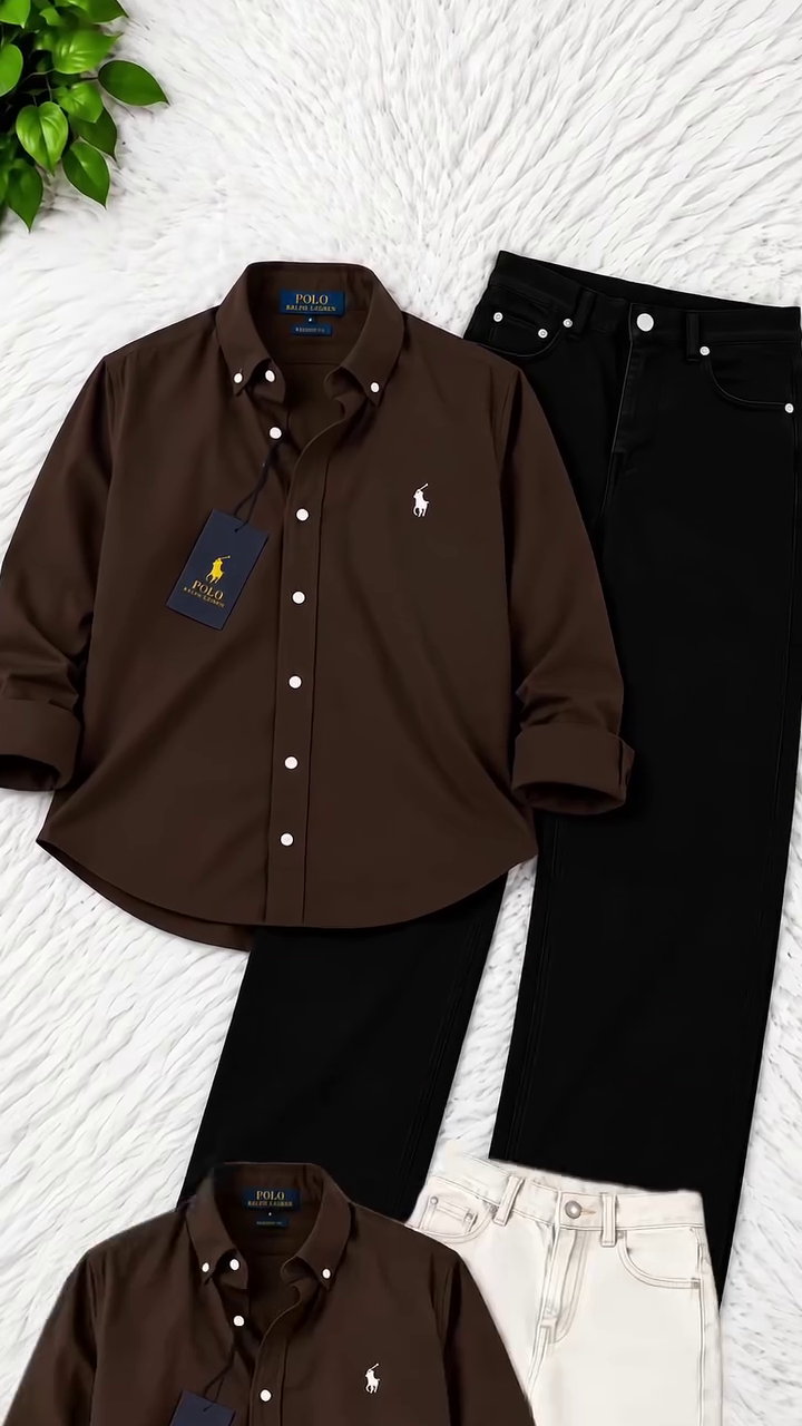remium Burgundy Men's Casual Shirt with Light Blue Jeans – Stylish Everyday Fashion
