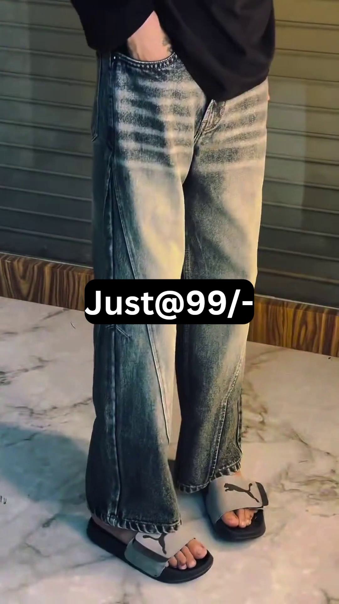 Stylish Washed Blue Wide-Leg Jeans for a Trendy and Effortless Look